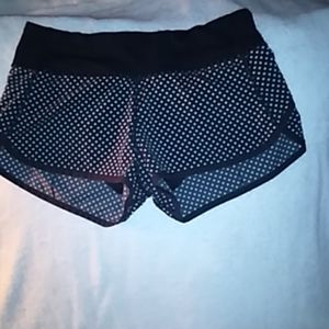 Lululemon Shorts Size 2